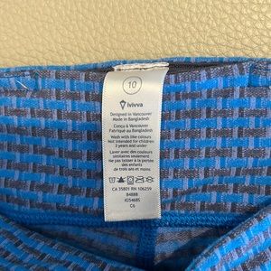 Girls Ivivva brand leggings. Blue and grey. Great condition!